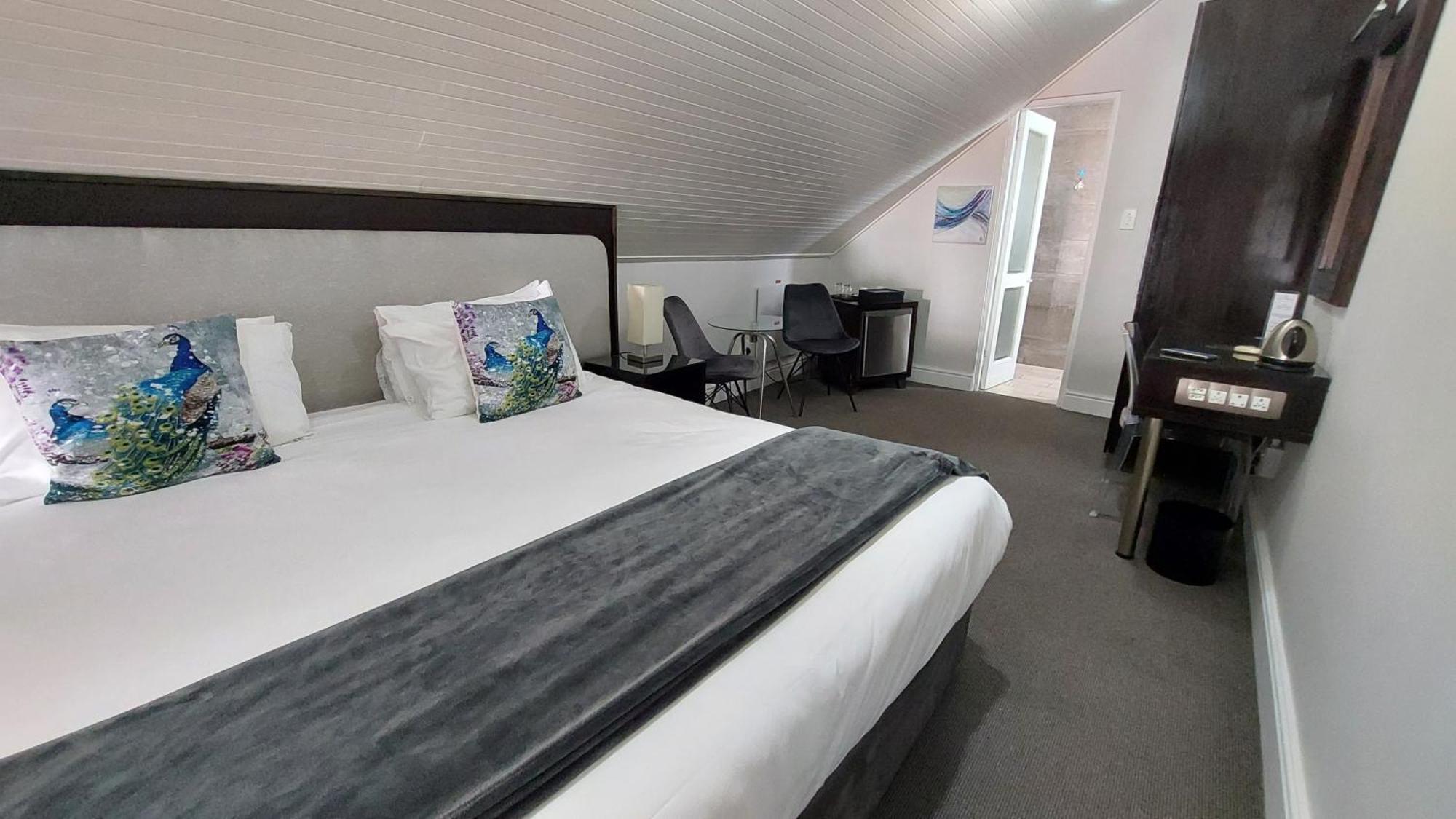 4 On Varneys Guest House Kapsztad Zewnętrze zdjęcie